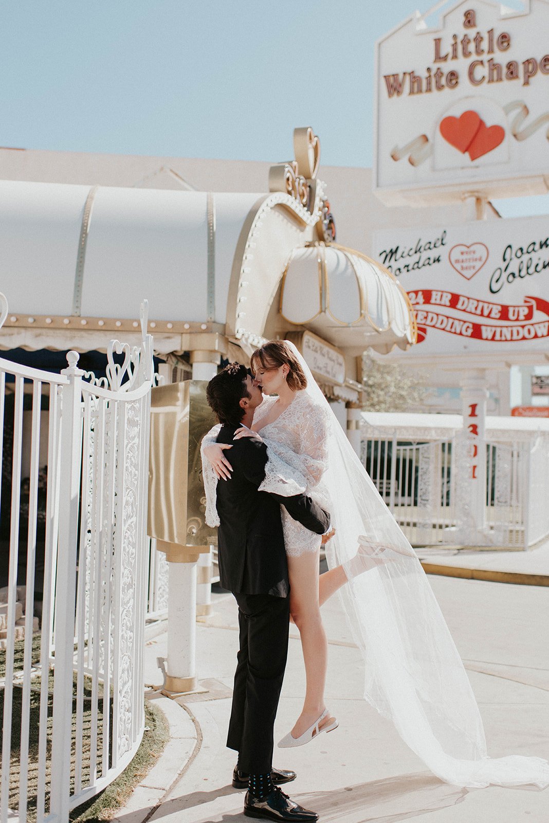 kelsey ethan downtown las vegas a little white chapel elopement plaza hotel neon lights