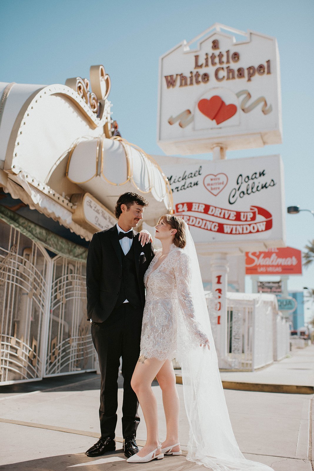 kelsey ethan downtown las vegas a little white chapel elopement plaza hotel neon lights