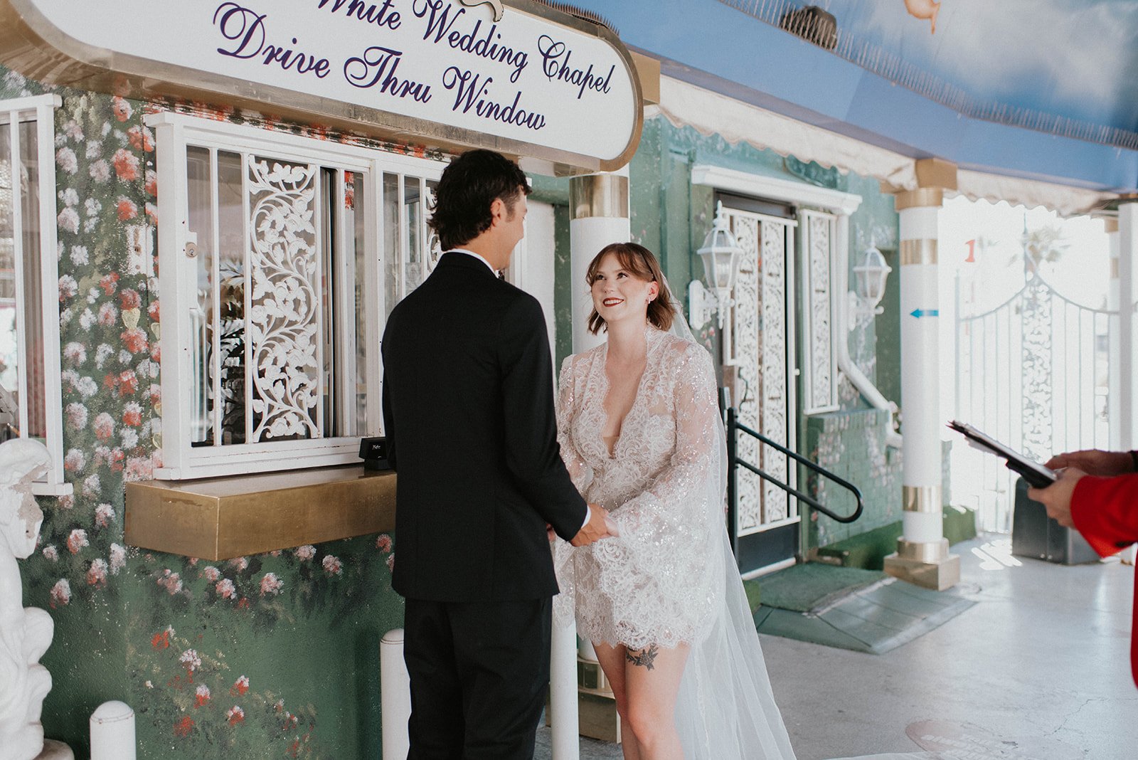 kelsey ethan downtown las vegas a little white chapel elopement plaza hotel neon lights