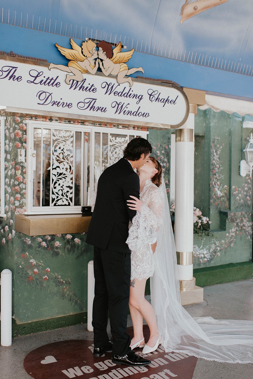 kelsey ethan downtown las vegas a little white chapel elopement plaza hotel neon lights