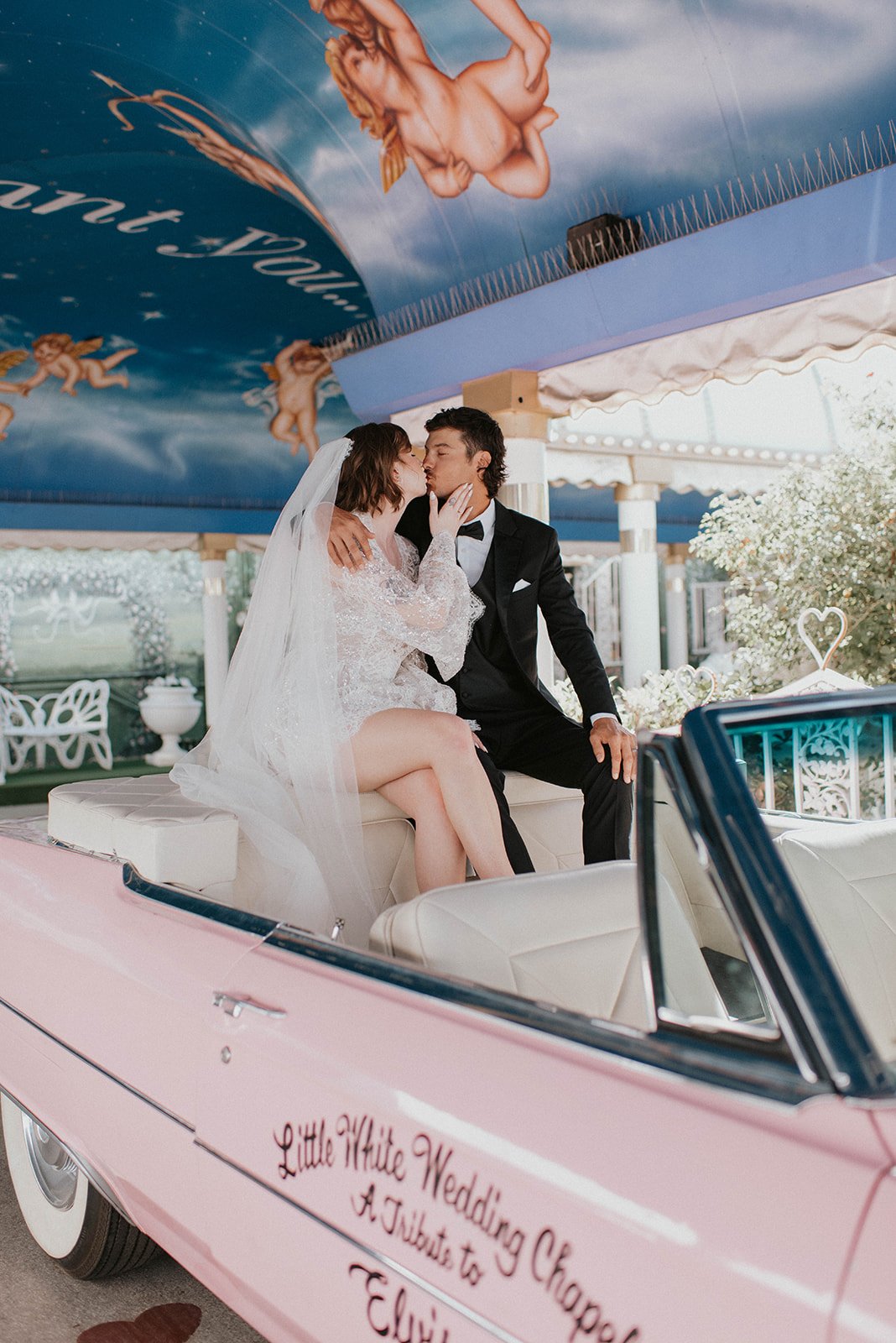 kelsey ethan downtown las vegas a little white chapel elopement plaza hotel neon lights