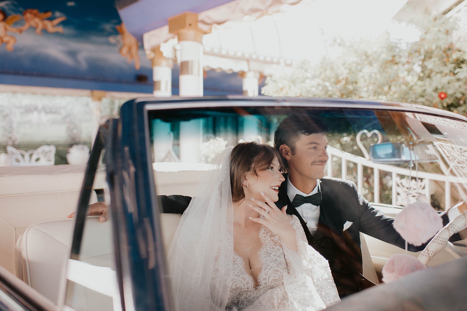kelsey ethan downtown las vegas a little white chapel elopement plaza hotel neon lights